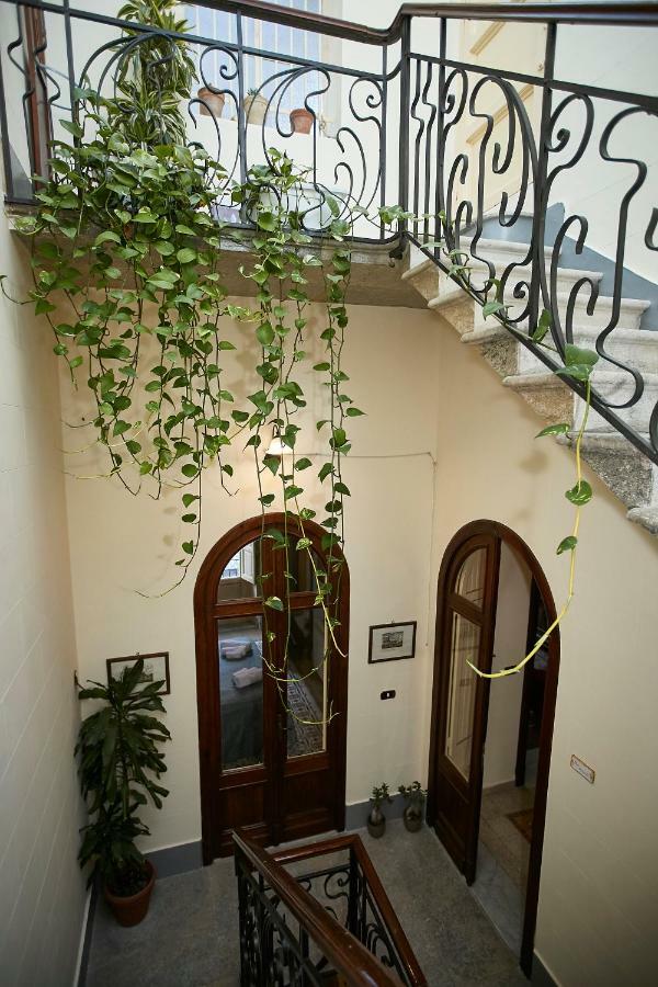 Dimora La Commare Bed and Breakfast Marsala Exterior foto